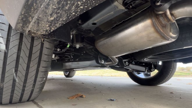 上市限时价8.99-11.99万元 吉利第三代豪越L正式上市