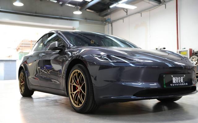 女创业者一年特斯拉体验 商务利器远超代步车-有驾