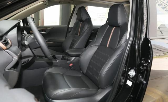 10.28万VS12.98万!26款比24款便宜2.7万,锋兰达与威兰达咋选-有驾