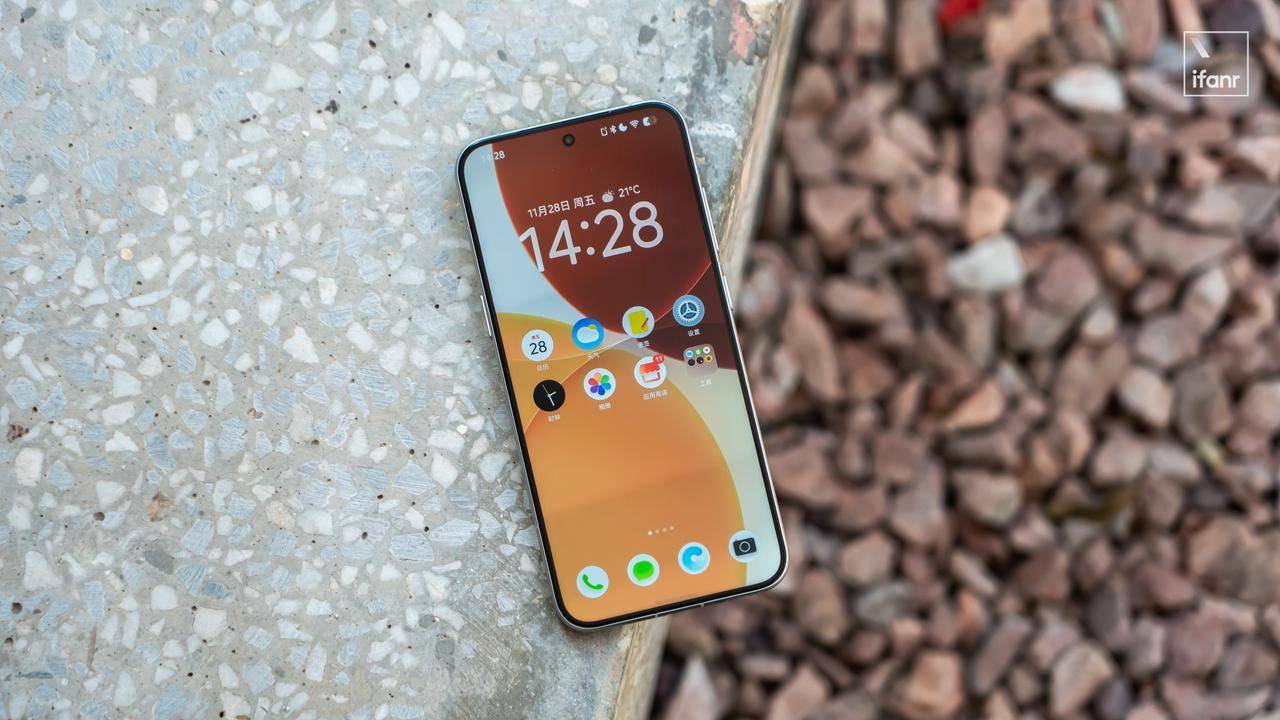 _豆包手机助手让海外炸锅，歪果仁：这是第一款真正意义上的智能手机_豆包手机助手让海外炸锅，歪果仁：这是第一款真正意义上的智能手机