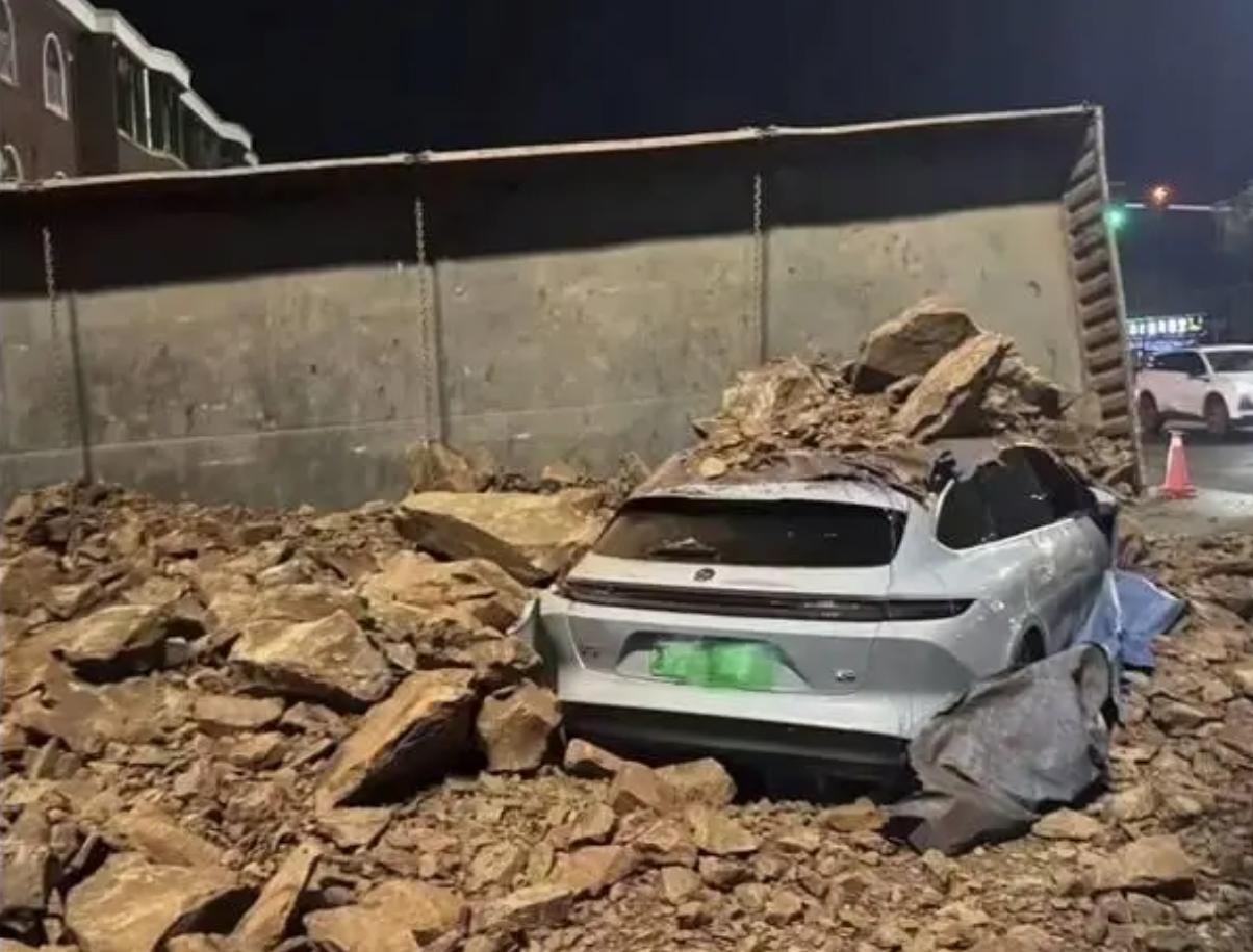 _汽车电频保养_汽车电瓶保养视频