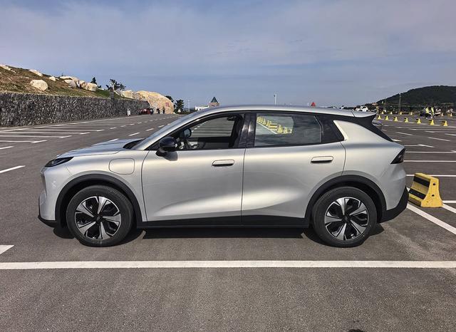 聊一聊长安启源全新Q05,起售价7.99万就能配激光雷达?-有驾